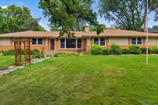2300 Oakwood Dr, Burnsville, MN 55306 - Photo 23