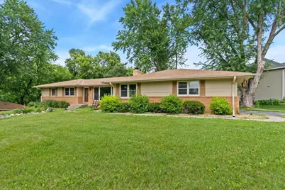 2300 Oakwood Drive, Burnsville, MN 55306 - Photo 33