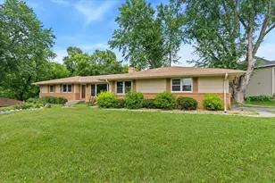 2300 Oakwood Dr, Burnsville, MN 55306 - Photo 33
