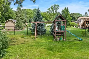 2300 Oakwood Dr, Burnsville, MN 55306 - Photo 41