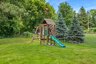 2300 Oakwood Dr, Burnsville, MN 55306 - Photo 49