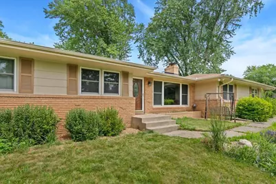 2300 Oakwood Drive, Burnsville, MN 55306 - Photo 37
