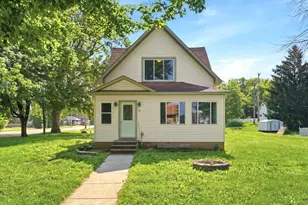 130 N Woodworth St, Elmwood, WI 54740 - Photo 1