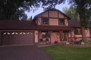 2480 Ariel St N, North Saint Paul, MN 55109 - Photo 5