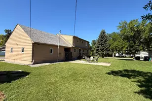 1902 8th Ave N, Moorhead, MN 56560 - Photo 5