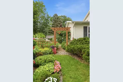 2623 Riviera Drive N, White Bear Lake, MN 55110 - Photo 33