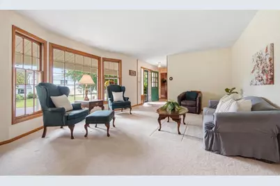 2623 Riviera Drive N, White Bear Lake, MN 55110 - Photo 5