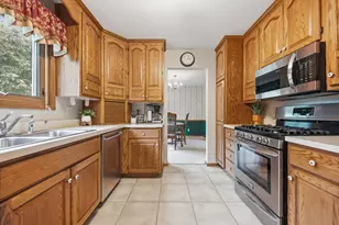 2623 Riviera Dr N, White Bear Lake, MN 55110 - Photo 11