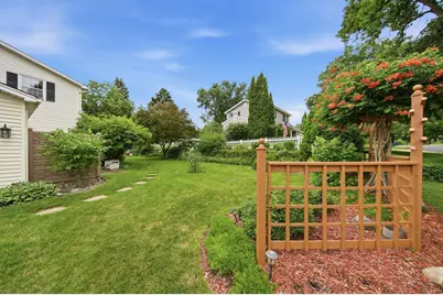 2623 Riviera Drive N, White Bear Lake, MN 55110 - Photo 45
