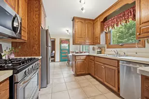 2623 Riviera Dr N, White Bear Lake, MN 55110 - Photo 9