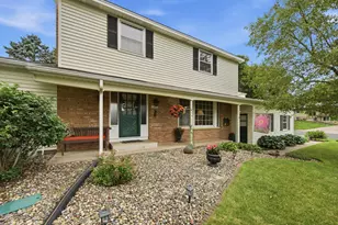 2623 Riviera Dr N, White Bear Lake, MN 55110 - Photo 3