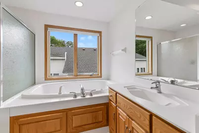 7690 Gibraltar Terrace, Apple Valley, MN 55124 - Photo 35
