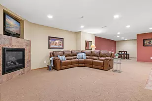 702 Crescent Curve, White Bear Township, MN 55127 - Photo 25