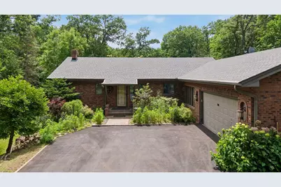 9825 Brent Avenue, Inver Grove Heights, MN 55077 - Photo 3