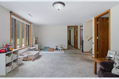 2231 Frank Street, Eau Claire, WI 54703 - Photo 25