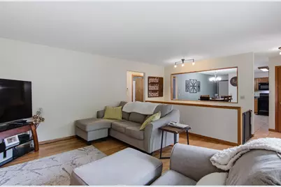 2231 Frank Street, Eau Claire, WI 54703 - Photo 5
