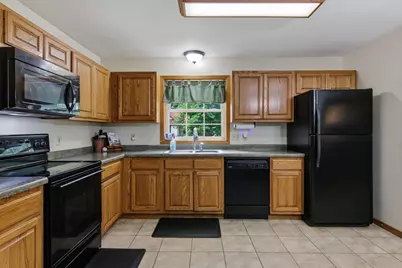 2231 Frank Street, Eau Claire, WI 54703 - Photo 11