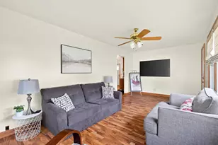 213 14th Ave S, South Saint Paul, MN 55075 - Photo 5