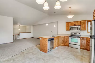 1217 37th Avenue S, Moorhead, MN 56560 - Photo 7