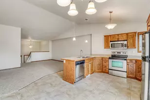 1217 37 Ave S, Moorhead, MN 56560 - Photo 7