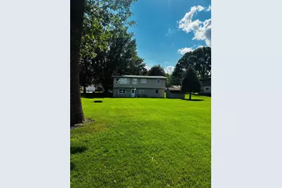 765 Des Moines Drive, Windom, MN 56101 - Photo 5