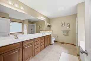 7182 Hidden Valley Pond S, Cottage Grove, MN 55016 - Photo 19