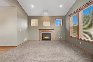 11333 Ivywood Trail, Woodbury, MN 55129 - Photo 7