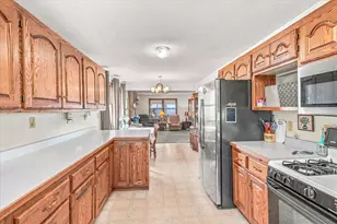 18329 Lakeview Point Dr NE, Wyoming, MN 55092 - Photo 7