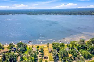 18329 Lakeview Point Dr NE, Wyoming, MN 55092 - Photo 41