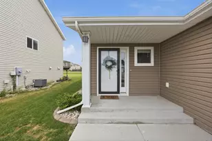 4558 13th St S, Moorhead, MN 56560 - Photo 3