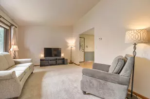 383 Belmont Ln E, Maplewood, MN 55117 - Photo 3