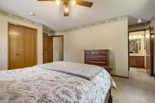 383 Belmont Ln E, Maplewood, MN 55117 - Photo 13