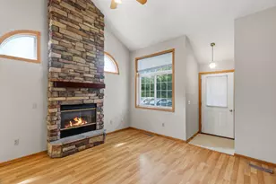 18231 Warbler Ln, Eden Prairie, MN 55346 - Photo 7