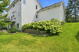 3649 Commonwealth Rd, Woodbury, MN 55125 - Photo 27