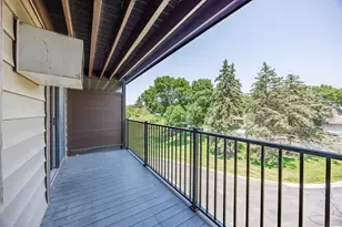 7501 W 101st St, Bloomington, MN 55438 - Photo 17