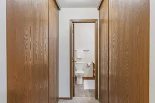 7501 W 101st St, Bloomington, MN 55438 - Photo 29