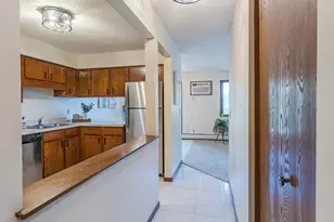 7501 W 101st St, Bloomington, MN 55438 - Photo 9