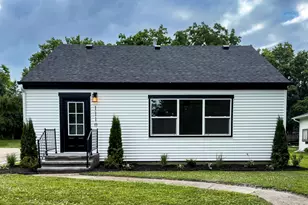 1110 S Washington Ave, Saint Peter, MN 56082 - Photo 1