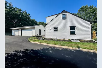 1110 S Washington Avenue, Saint Peter, MN 56082 - Photo 3