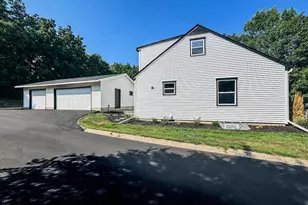 1110 S Washington Ave, Saint Peter, MN 56082 - Photo 3