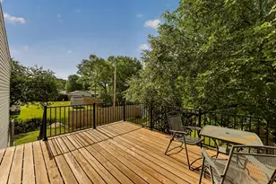 2444 Melody St SE, Rochester, MN 55904 - Photo 3