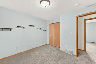 2444 Melody St SE, Rochester, MN 55904 - Photo 15