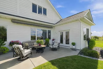 8620 Irving Circle N, Lake Elmo, MN 55042 - Photo 9