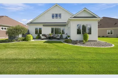 8620 Irving Circle N, Lake Elmo, MN 55042 - Photo 7