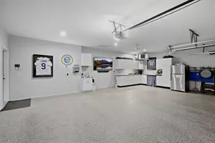 8620 Irving Cir N, Lake Elmo, MN 55042 - Photo 55