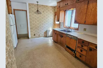 1361 Scheffer Avenue, Saint Paul, MN 55116 - Photo 3