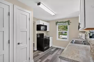 1408 Elm St, Alexandria, MN 56308 - Photo 9