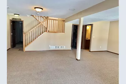2526 Waterfall Way NW, Prior Lake, MN 55372 - Photo 9