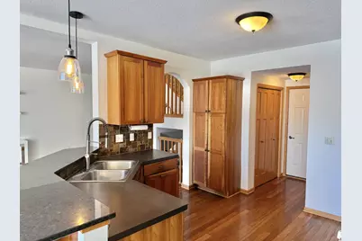 2526 Waterfall Way NW, Prior Lake, MN 55372 - Photo 3