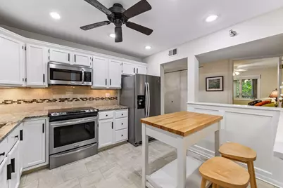 6085 Rowland Road #207, Minnetonka, MN 55343 - Photo 5